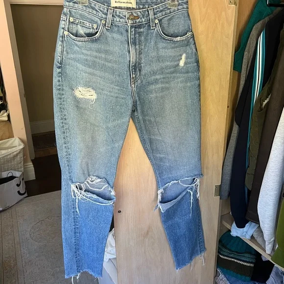 Reformation distressed jeans - Picture 1 of 3